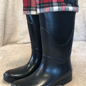 Women's Rain Boots - Tall with Plaid Top